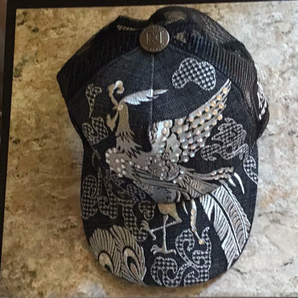 KANCI Black hat NWOT